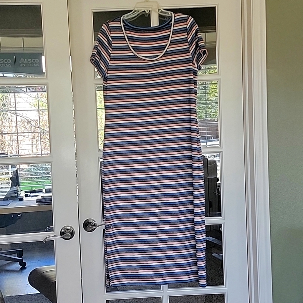 Striped T-Shirt fitted dress. Stretchy with gold shimmer